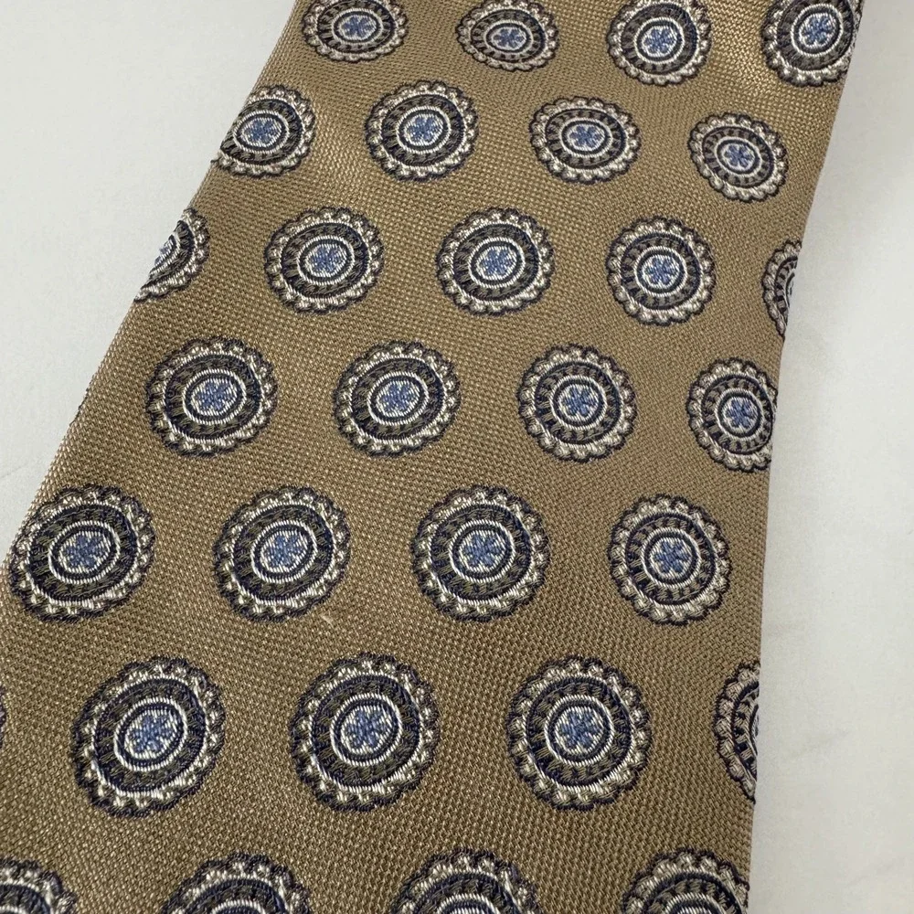 BROOKS BROTHERS 100% Silk Neck‎ Tie Beige Circular Pattern Geometric Made in USA